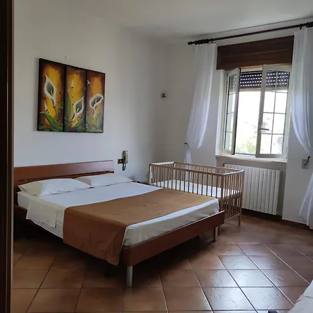 Contrada Macchia 4* تريكاس