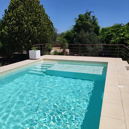 Contrada Macchia 4*