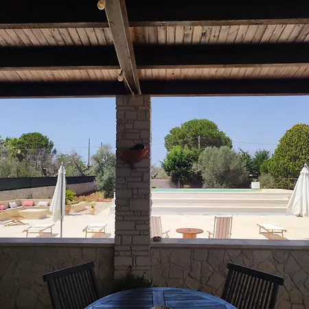 فندق مبيت وإفطار Contrada Macchia 4*